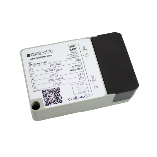 Fuente led 700mA IP20 rango de 21,8 A 46V